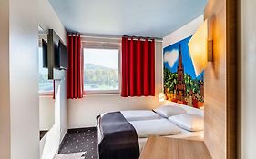 B&B Hotel Freiburg-Süd